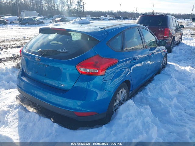 Ford FOCUS SE 2016 1FADP3K21GL335652 Image 4