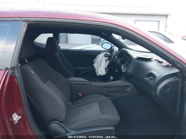 2C3CDZGG7KH683567 Dodge Challenger Sxt Awd