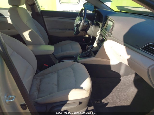 5NPD84LFXHH209925 Hyundai Elantra Value Edition