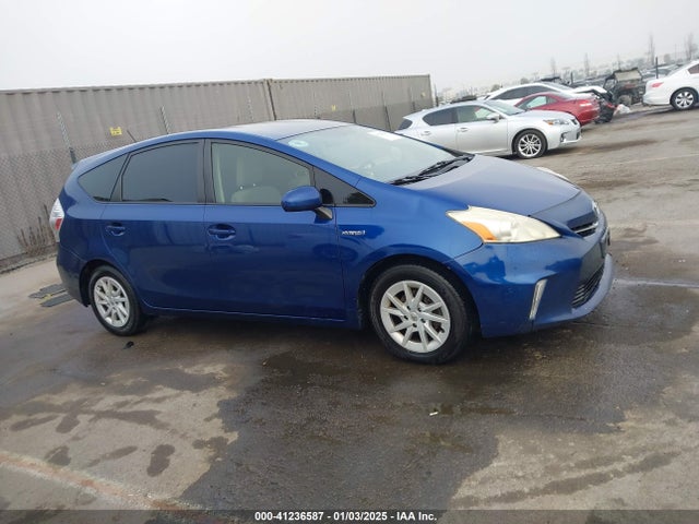 Toyota Prius V Two 2014 JTDZN3EU0E3334590 Image 13