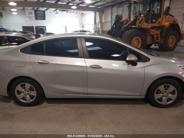 1G1BC5SM7H7178142 Chevrolet Cruze Ls Auto