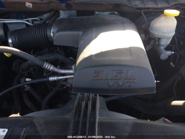 3C6RR7LG5JG203226 RAM 1500 Big Horn  4x4 5'7 Box