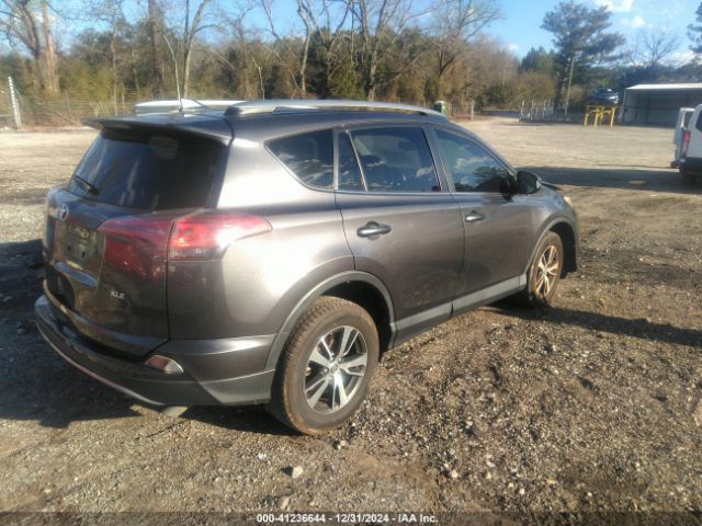 JTMWFREVXJJ743231 Toyota Rav4 Adventure/xle