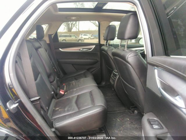 1GYKNFRS2JZ231555 Cadillac Xt5 Premium Luxury