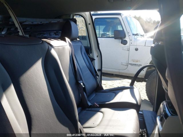 KNDNC5H34P6240247 KIA Carnival Mpv Ex