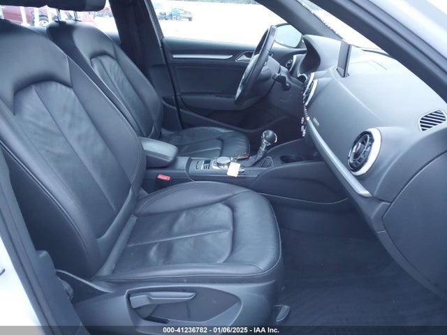 Audi A3 2.0t Premium 2016 WAUB8GFF7G1020477 Image 5