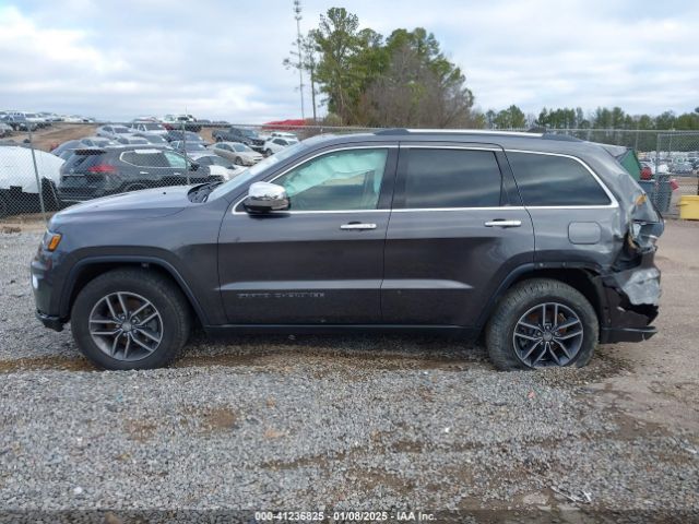 1C4RJEBG3JC140832 Jeep Grand Cherokee Limited 4x2