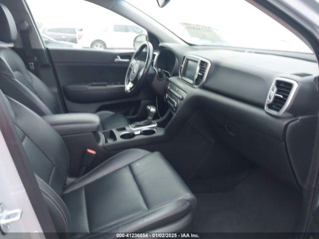 KNDPNCAC4H7259877 KIA Sportage Ex