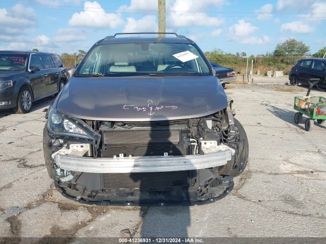 Chrysler Pacifica Touring L 2018 2C4RC1BG3JR262102 Image 13