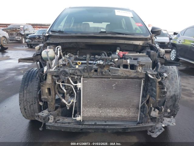 3N1CP5CU6KL538702 Nissan KICKS S