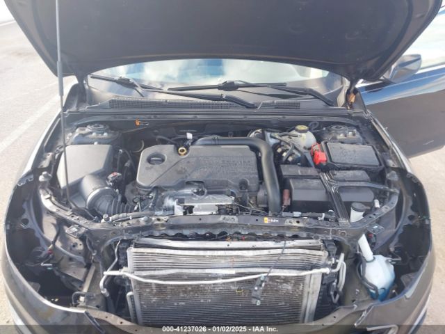 1G1ZD5ST3MF070376 Chevrolet Malibu Fwd Lt