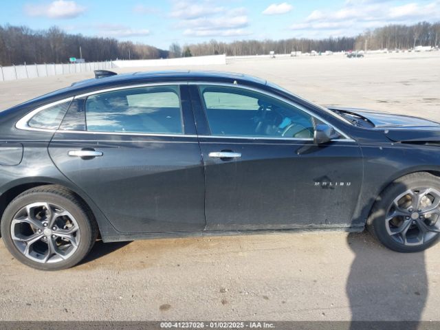 1G1ZD5ST3MF070376 Chevrolet Malibu Fwd Lt