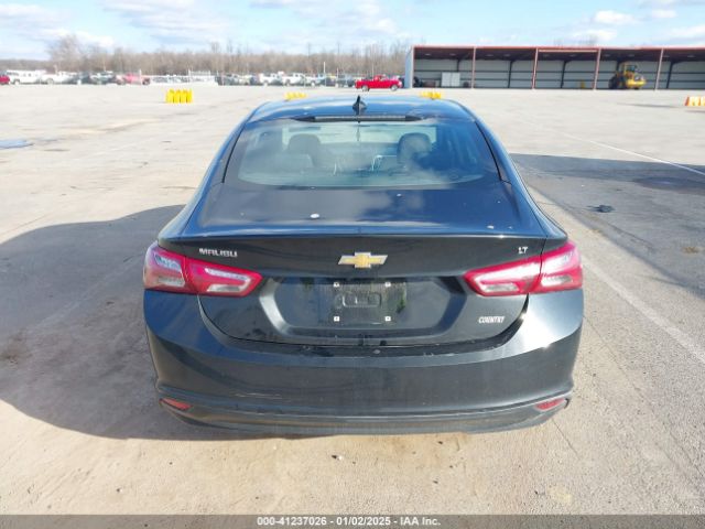 1G1ZD5ST3MF070376 Chevrolet Malibu Fwd Lt