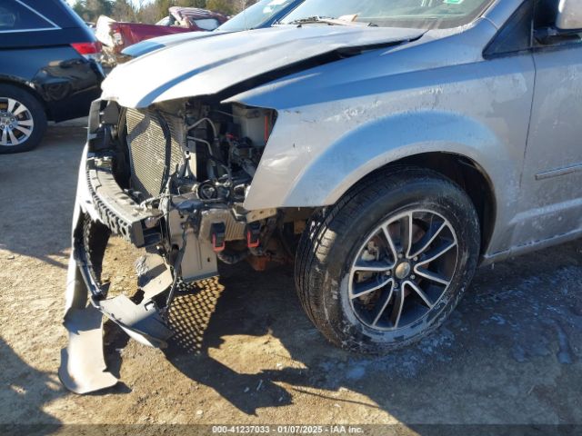 2C4RDGEG4FR641161 Dodge Grand Caravan R/t