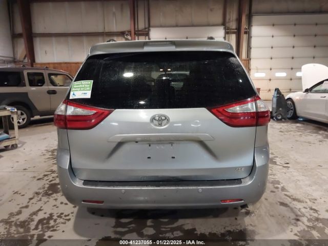 5TDYZ3DC8HS769921 Toyota Sienna Xle/limited