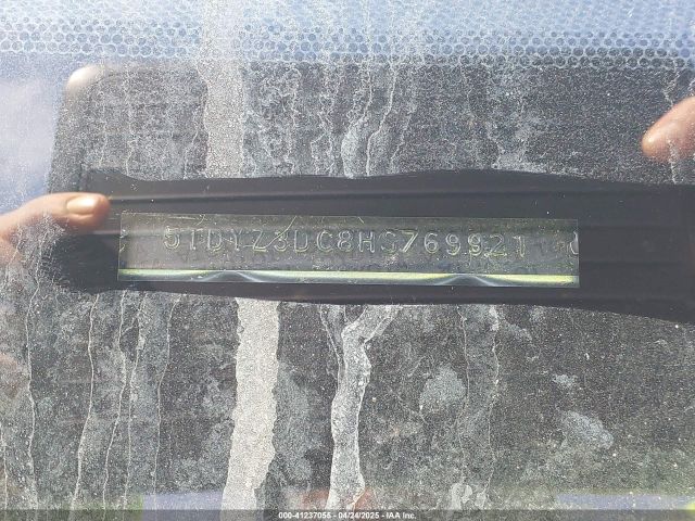 5TDYZ3DC8HS769921 Toyota Sienna Xle/limited