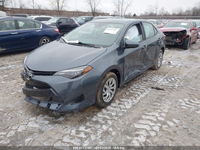 Toyota COROLLA LE 2017 2T1BURHE1HC772879 Image 2
