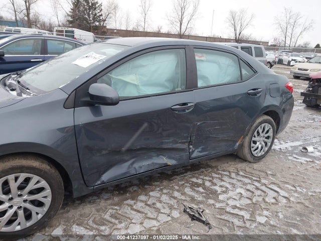 Toyota COROLLA LE 2017 2T1BURHE1HC772879 Image 6