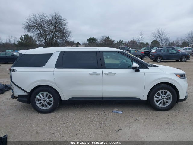 KIA Carnival Mpv Lx 2022 KNDNB4H30N6131424 Image 13