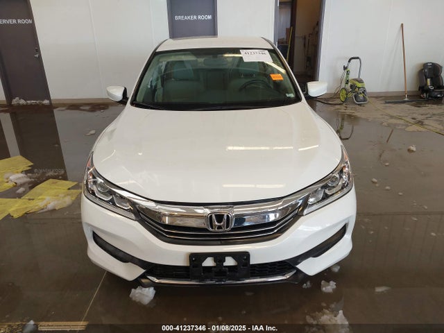 Honda ACCORD LX 2017 1HGCR2F39HA263787 Image 12