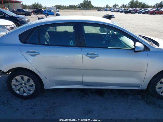 3KPA24AD7LE320418 KIA RIO LX