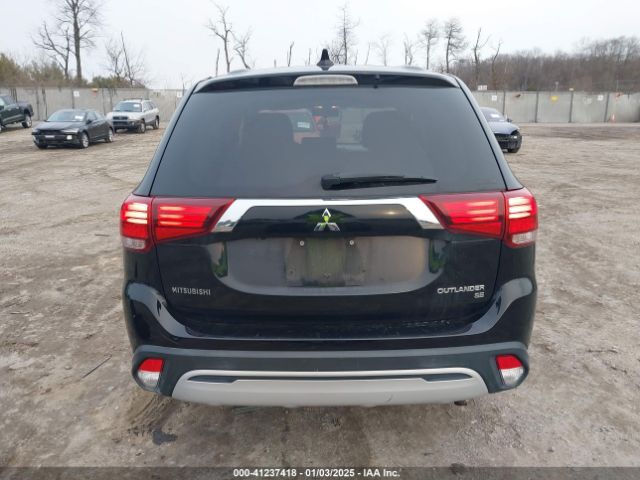 JA4AZ3A31KZ041055 Mitsubishi Outlander Se