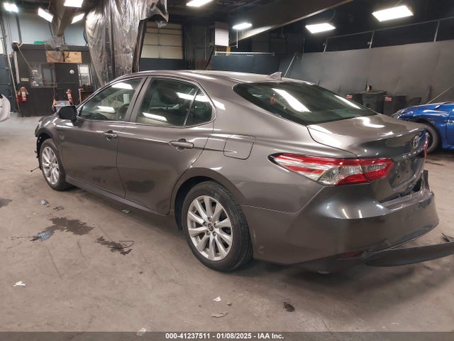 Toyota CAMRY LE 2020 4T1C11AK9LU891236 Image 3