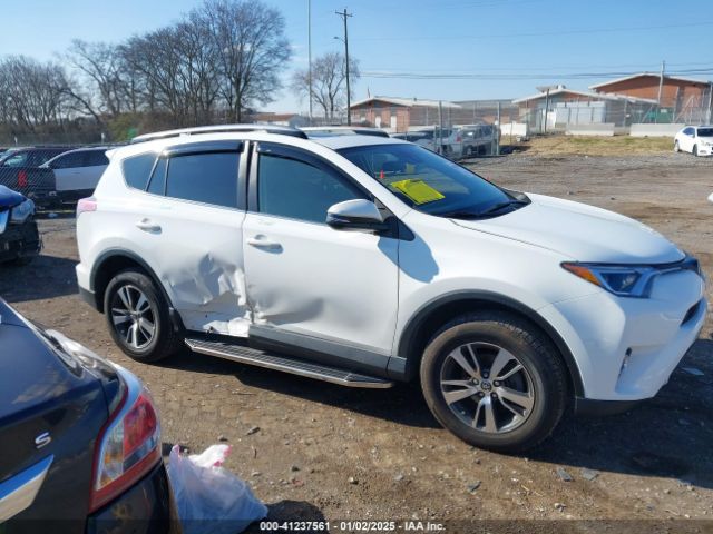 JTMWFREV8JJ201349 Toyota Rav4 Adventure/xle