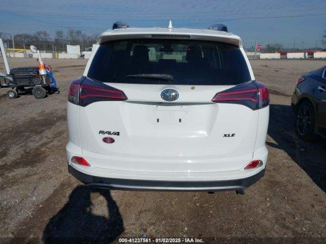 JTMWFREV8JJ201349 Toyota Rav4 Adventure/xle