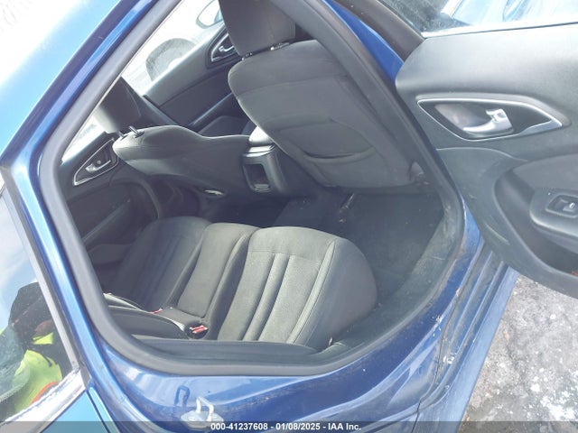 Chrysler 200 Limited 2015 1C3CCCAB9FN718488 Image 8