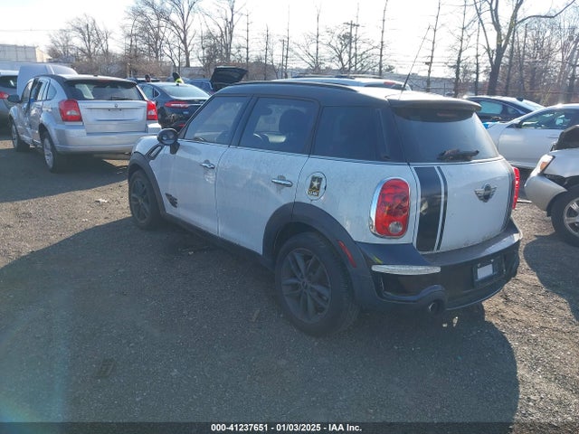 2012 MINI COOPER S COUNTRYMAN WMWZC3C58CWL83966 Photo 2
