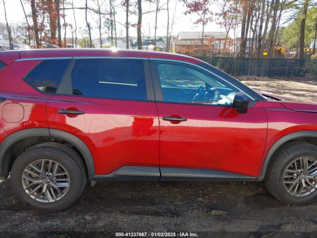 5N1BT3AB6PC908636 Nissan Rogue S Intelligent Awd