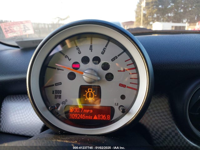 2009 MINI COOPER S WMWMF73509TT97802 Photo 6
