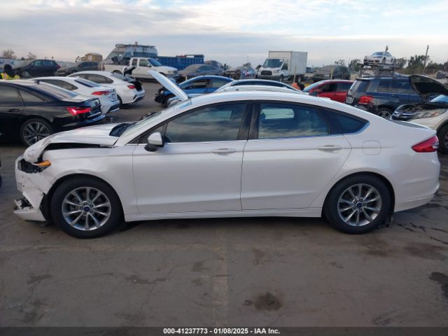 3FA6P0HD3HR167760 Ford FUSION SE