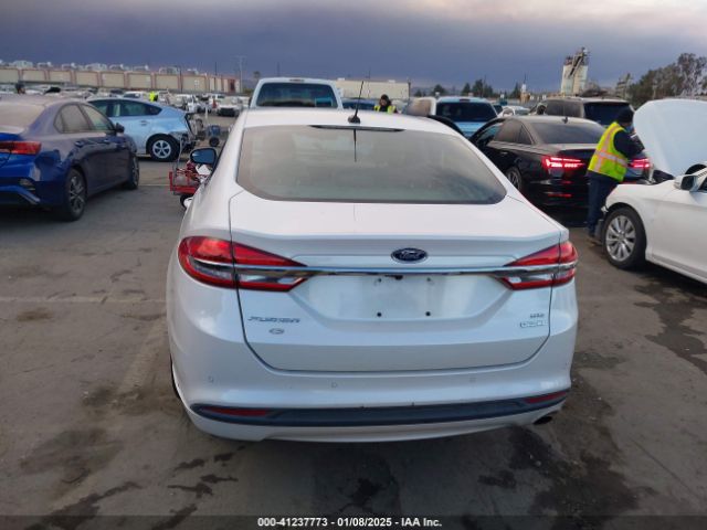 3FA6P0HD3HR167760 Ford FUSION SE