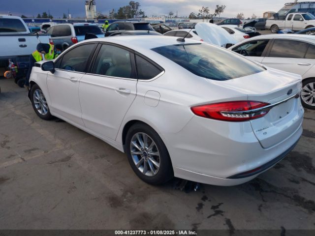 3FA6P0HD3HR167760 Ford FUSION SE