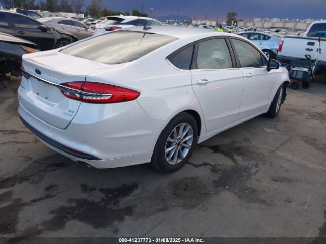 3FA6P0HD3HR167760 Ford FUSION SE