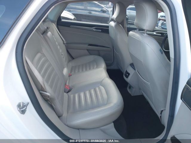 3FA6P0HD3HR167760 Ford FUSION SE