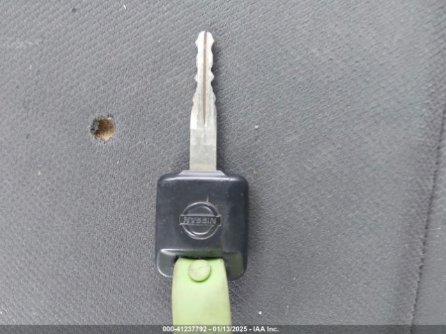 3N6CM0KN5HK700320 Nissan Nv200 S