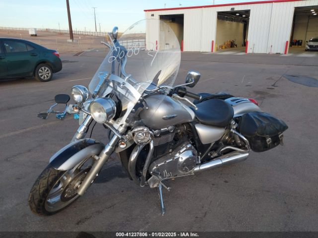 2010 TRIUMPH MOTORCYCLE THUNDERBIRD SMTB00TL0AJ431482 Photo 1