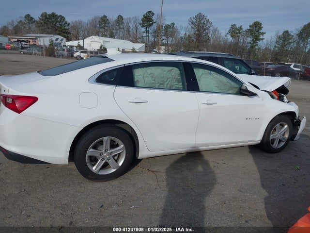 1G1ZD5ST3RF123097 Chevrolet Malibu Fwd 1lt