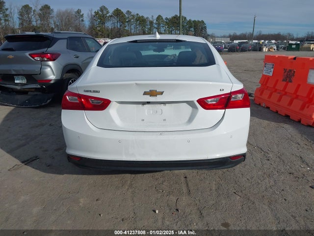 1G1ZD5ST3RF123097 Chevrolet Malibu Fwd 1lt