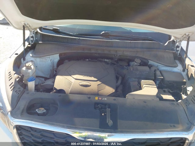 5XYPG4A51KG583428 KIA Sorento 3.3l Lx