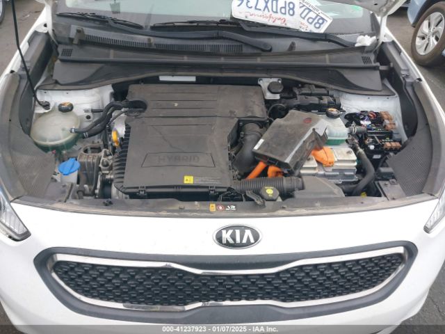 KNDCB3LC0K5353052 KIA NIRO LX