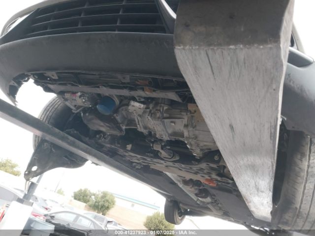 KNDCB3LC0K5353052 KIA NIRO LX