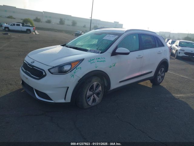 KNDCB3LC0K5353052 KIA NIRO LX