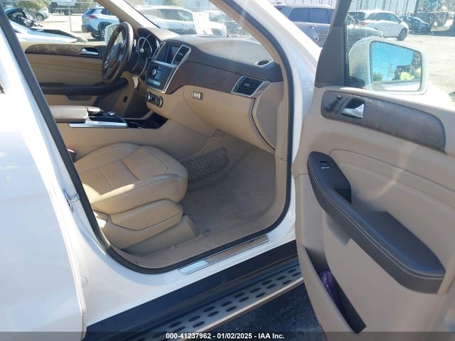 4JGDA5JBXFA556391 Mercedes-Benz ML 350
