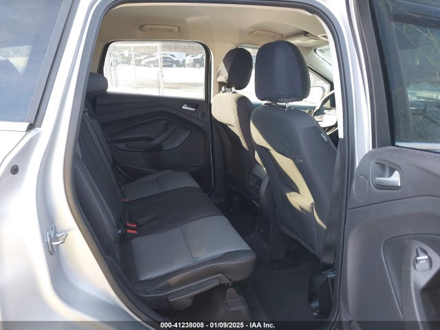Ford ESCAPE SE 2017 1FMCU9G99HUB77124 Image 8