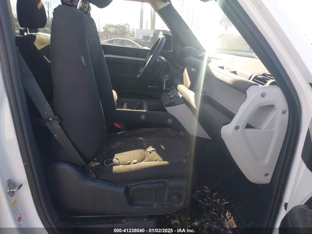 SALEK7EX7P2149611 Land Rover Defender 110 Standard