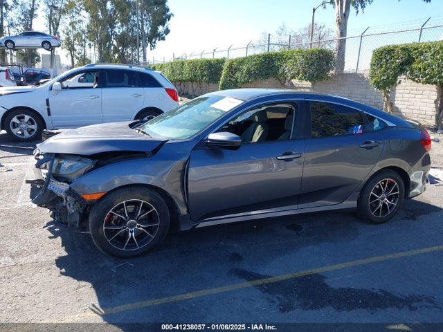 Honda Civic Lx 2018 2HGFC2F59JH578242 Image 15